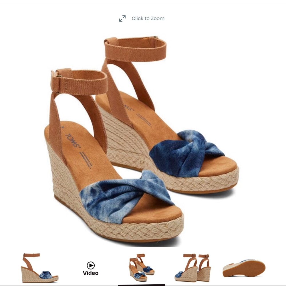 New in box 8.5 Tom’s Marisela navy washed denim/canvas wedge. CUTE! 💙 - Picture 5 of 5